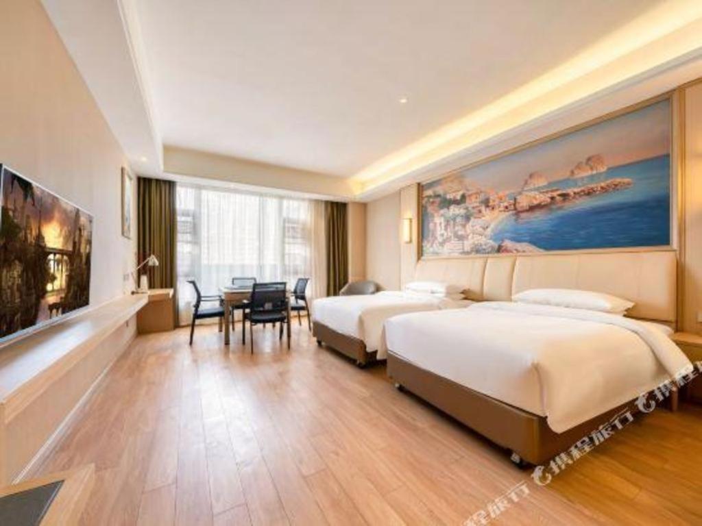 Vienna 3 Hongqiao Exhibition Center Beiqing Highway 4*